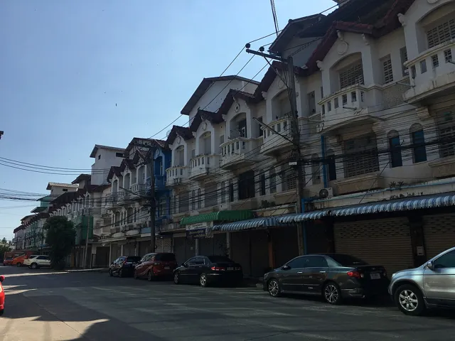 ตลาดบางสะพาน และของฝาก