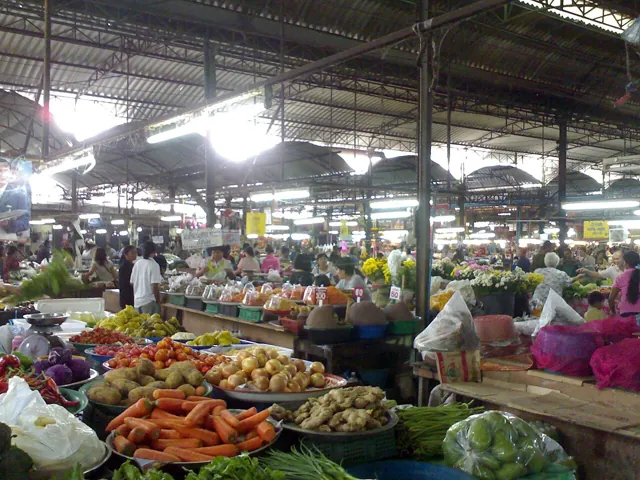 ตลาดชุมพร และของฝากภาคใต้