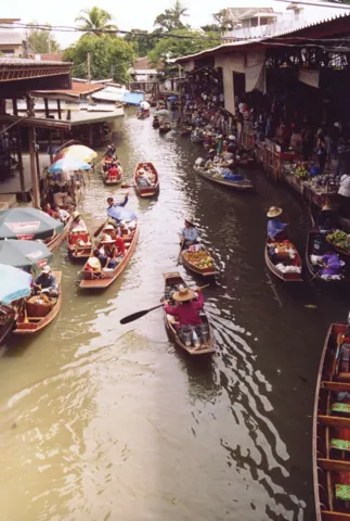 ตลาดน้ำดำเนินสะดวก