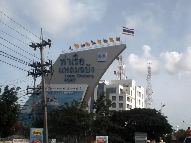อาคารผู้โดยสารเรือสำราญ แหลมฉบัง