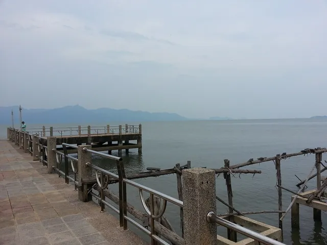 ท่าเรือแหลมงอบ (ไปเกาะช้าง)