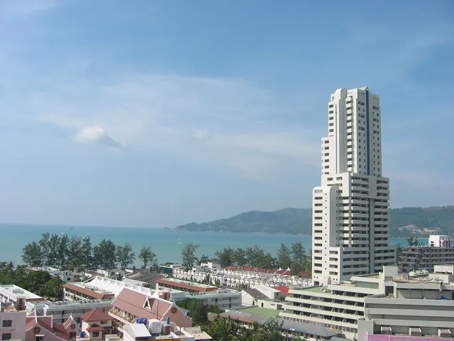 หาดป่าตอง กะตะ และกะรน