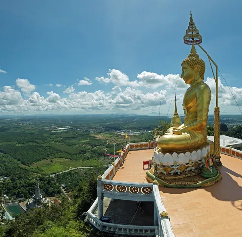 วัดถ้ำเสือ อ.ท่าม่วง