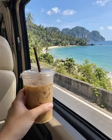 กาแฟแก้วโปรด กับวิวข้างทาง